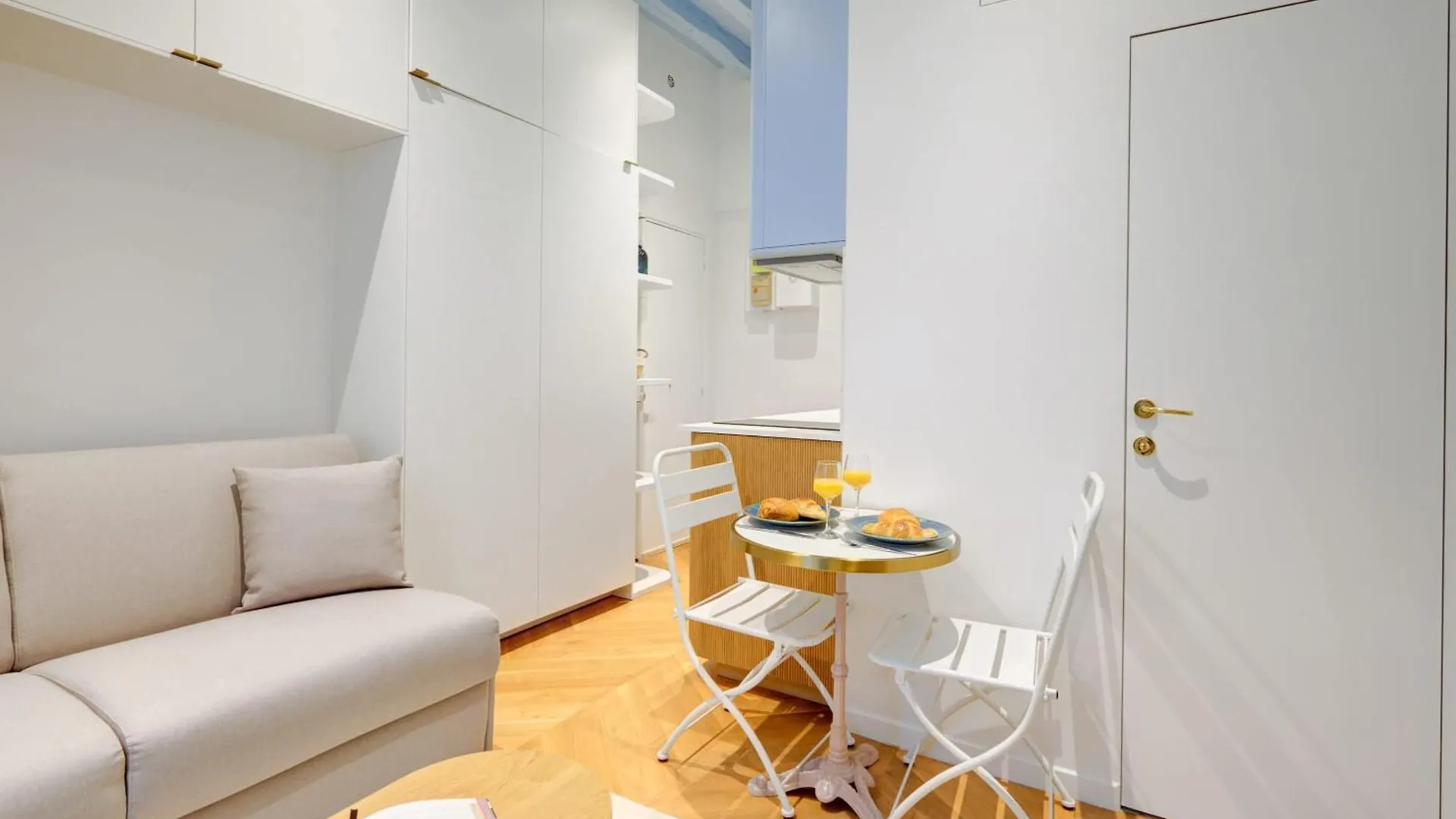 Bnbnova - Le Marais & Notre-Dame Paris Apartment