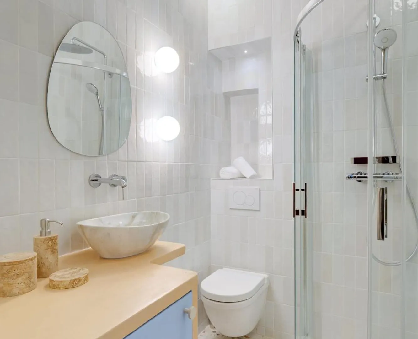 Bnbnova - Le Marais & Notre-Dame Paris Apartment